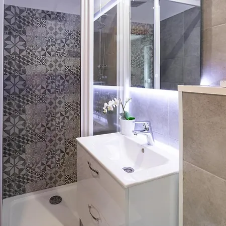 Greta Guest house 3*